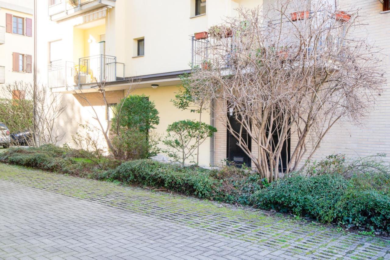 Parma Fiere Studio Con Parcheggio E Balcone Apartment Exterior photo